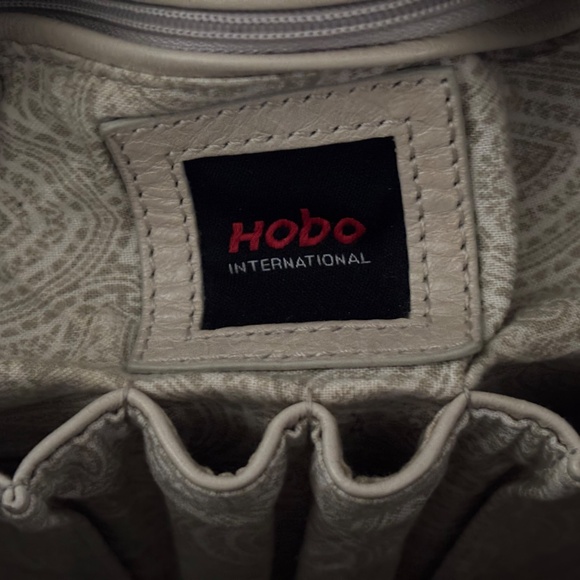HOBO International Leather Handbag - Picture 3 of 7